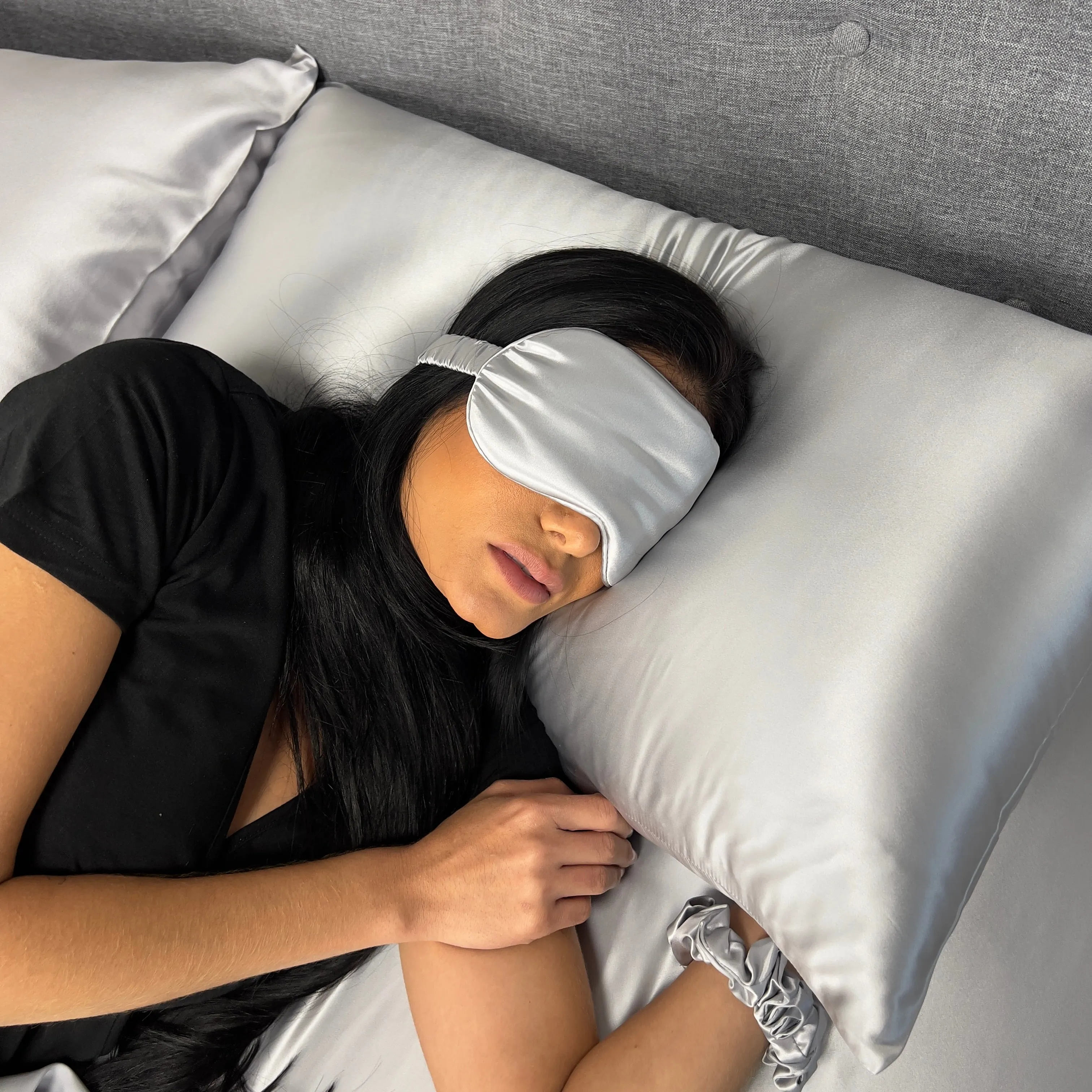 22 Momme Silk Pillowcase & Sleep Mask Gift Set - Silver