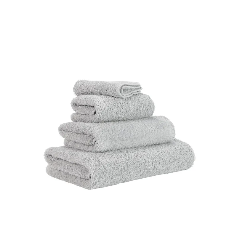 Abyss Super Pile Bath Towel 28x54 Platinum 992