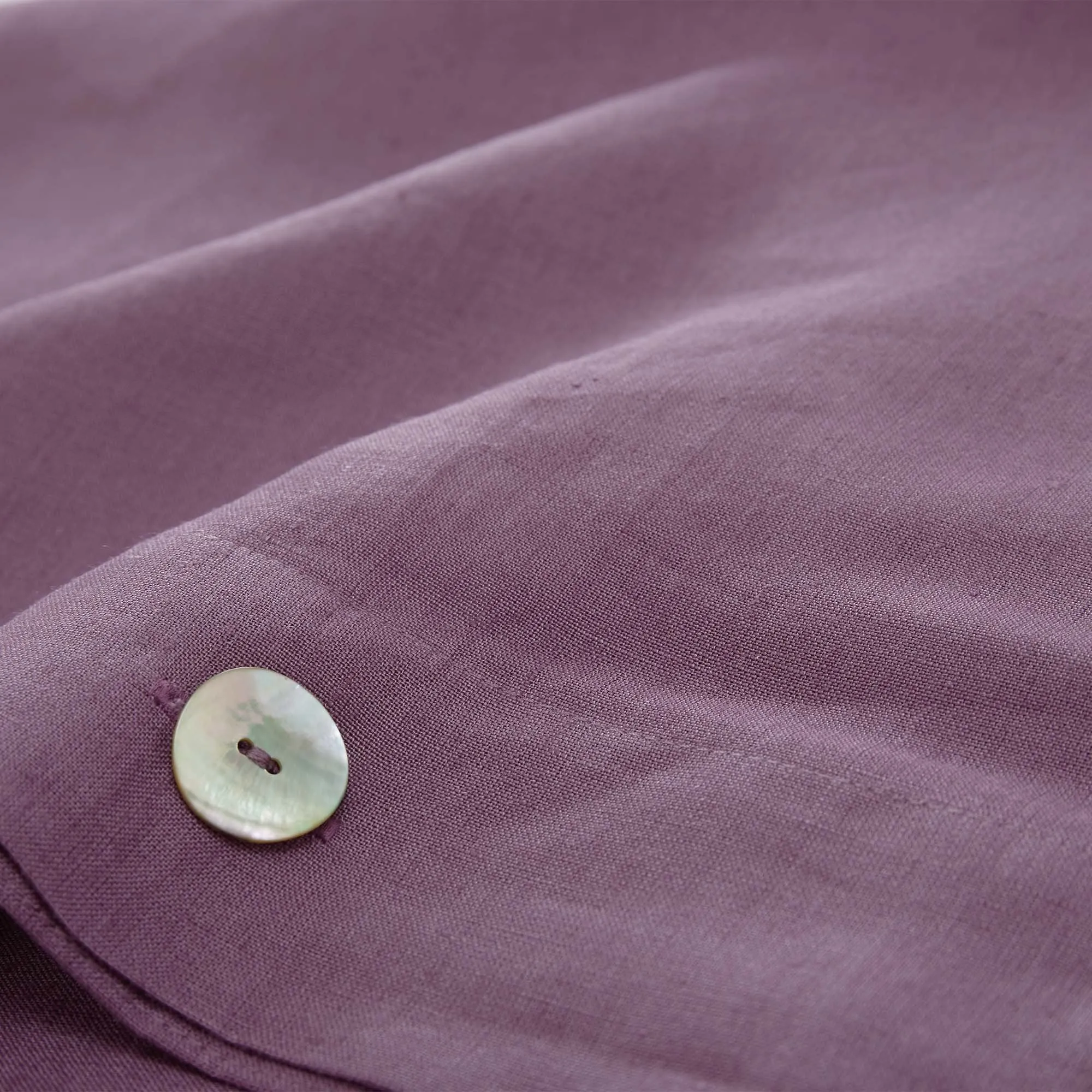 Bellvis Pillowcase [Aubergine]