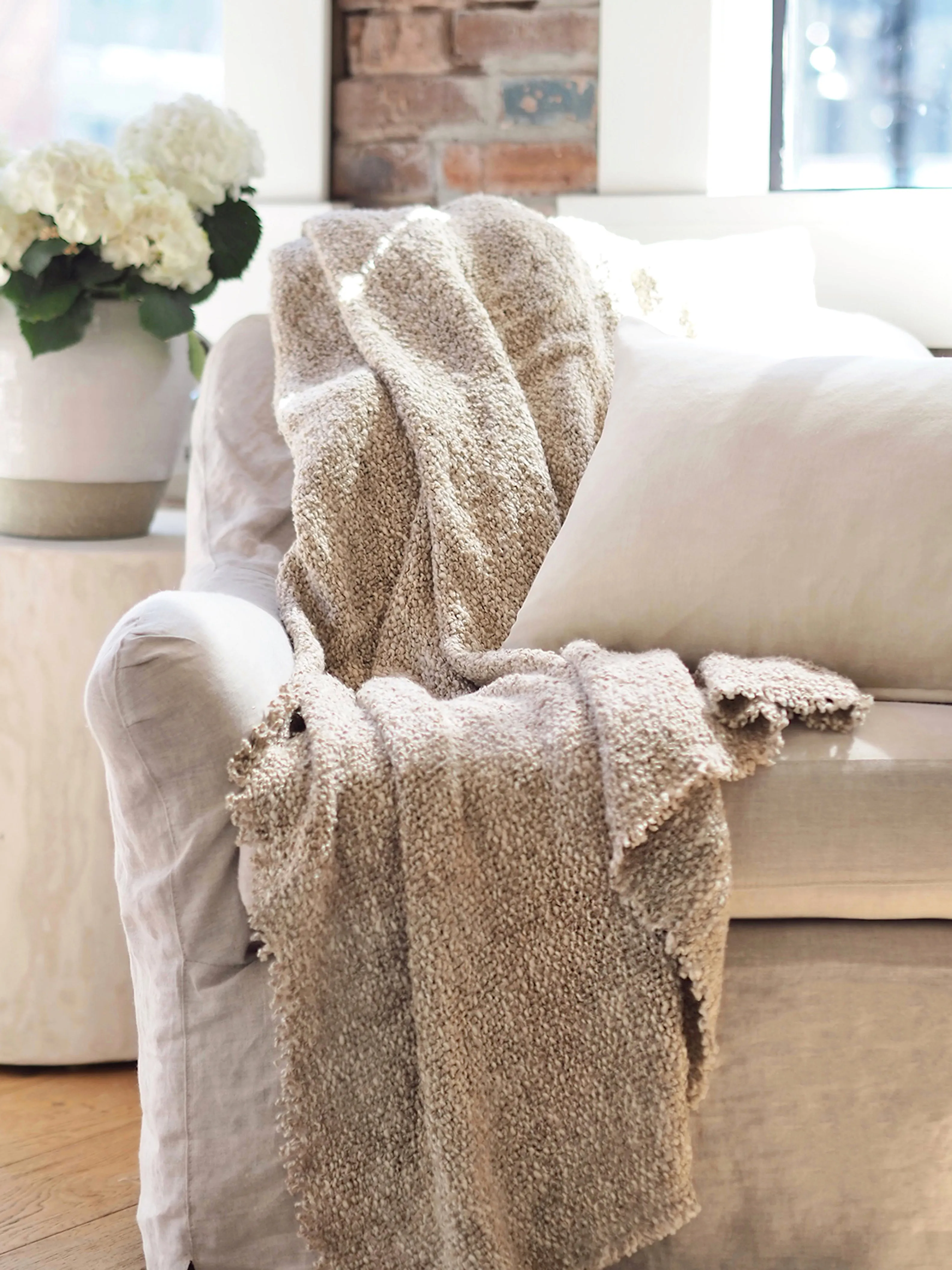 Brentwood Natural Throw