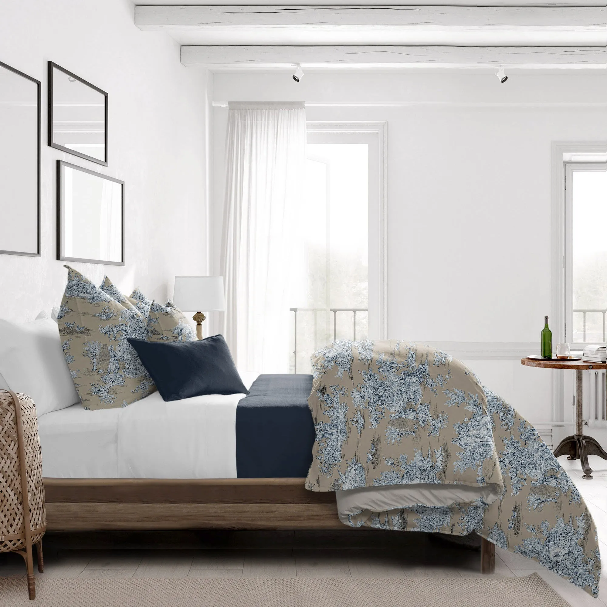 Chateau Blue/Beige Bedding