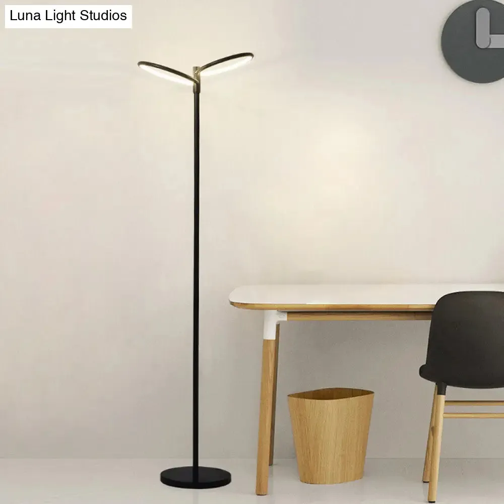 Contemporary Metal LED Floor Lamp - Stylish Black Standing Light for Bedside Reading