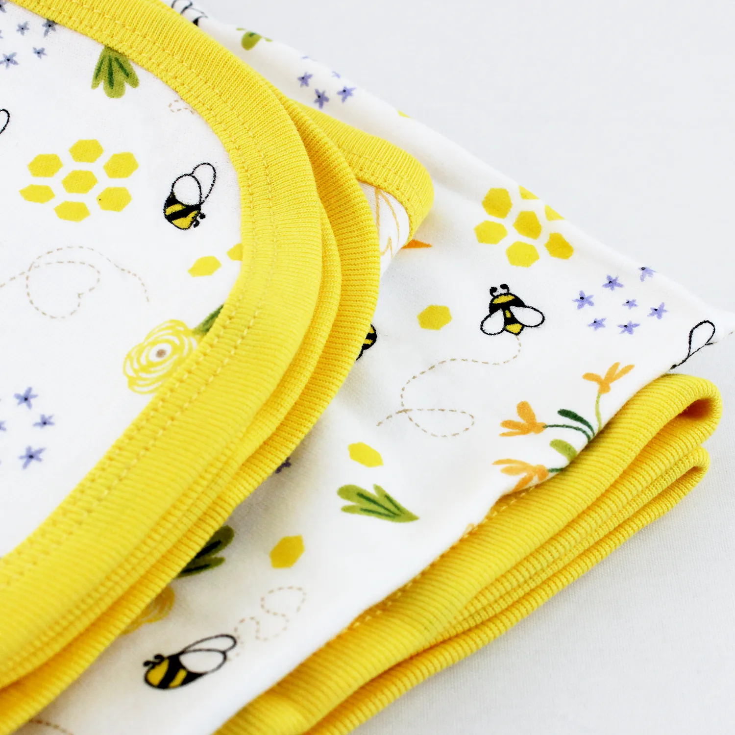 Endanzoo Organic Baby Swaddle Blanket - BumbleBee