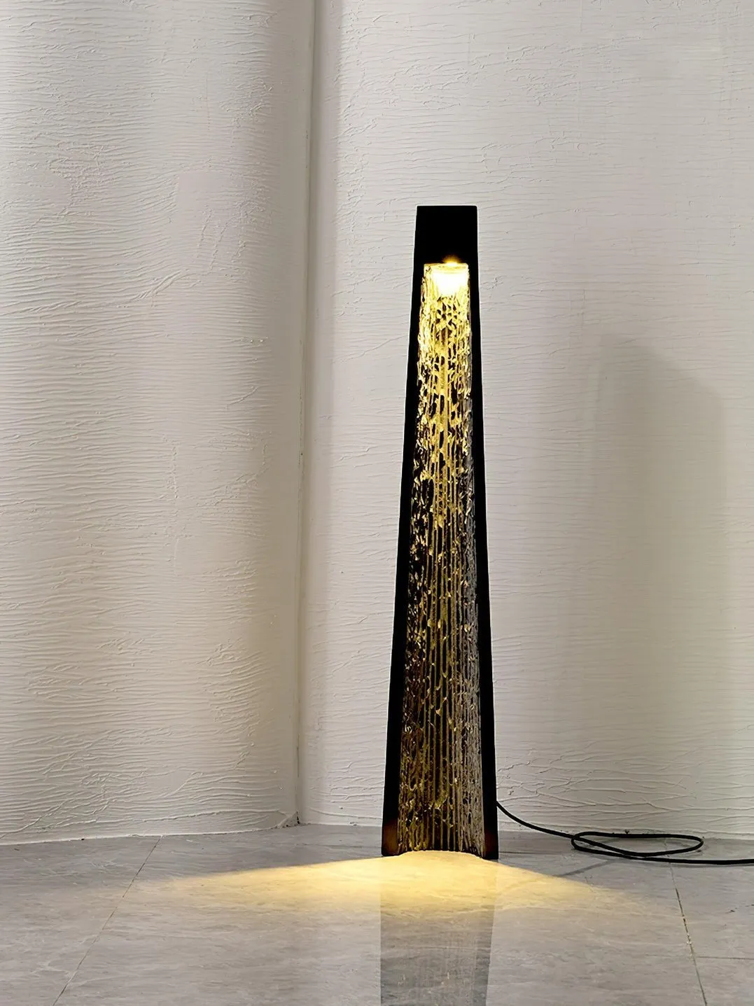 Estela Floor Lamp