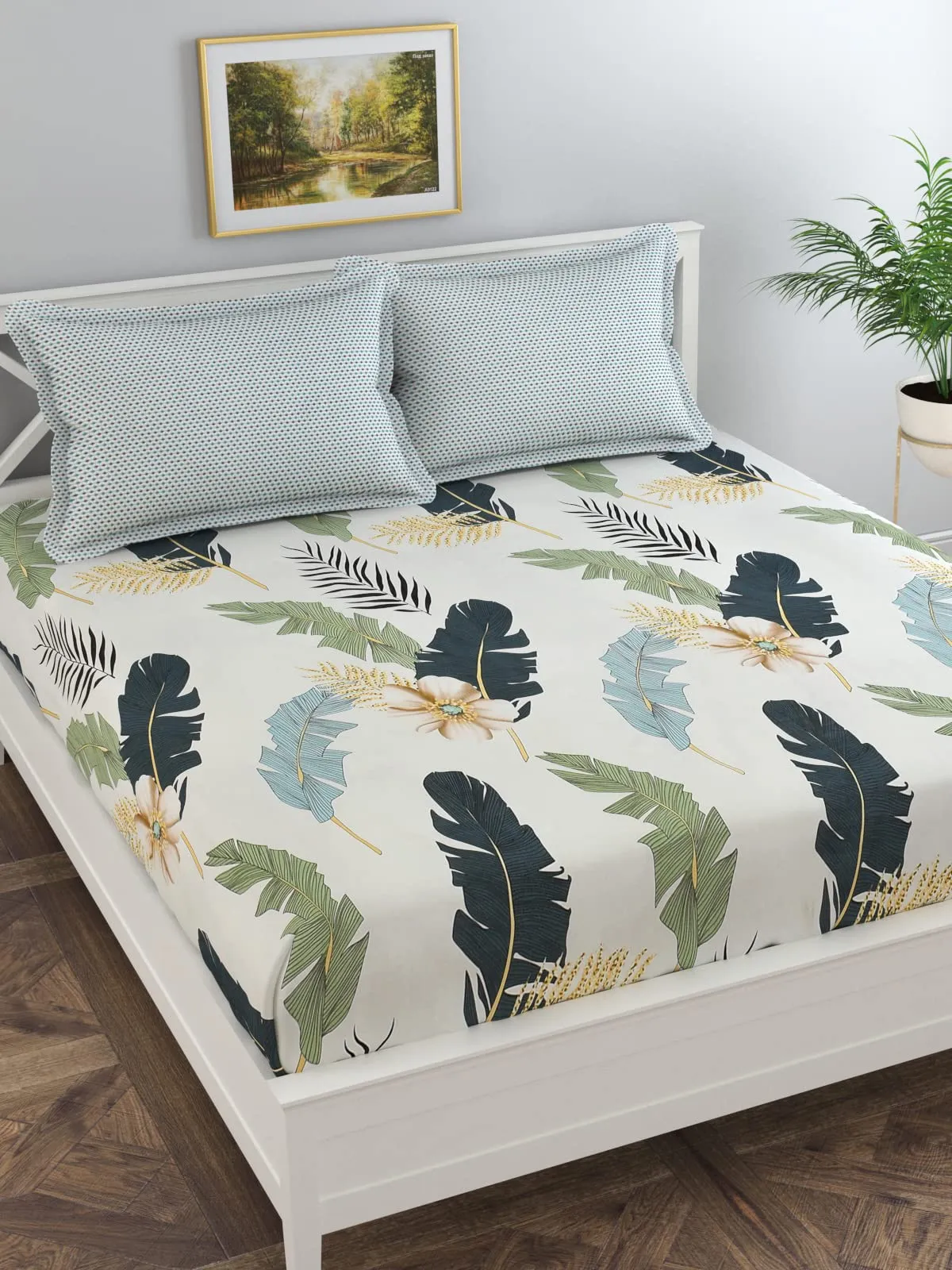 Florida Reeva Bedsheet for King Size Bed with Pillow Covers and Made of Cotton with Floral Print