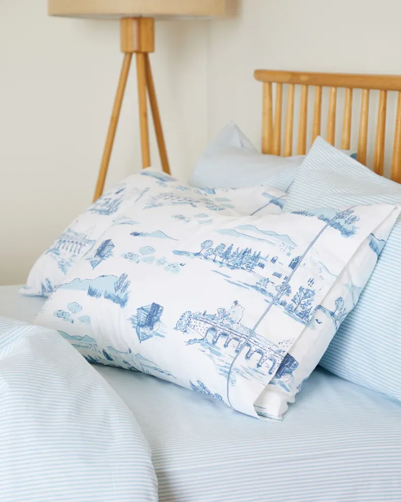 Foxford Blue Toile Pillowcase Set