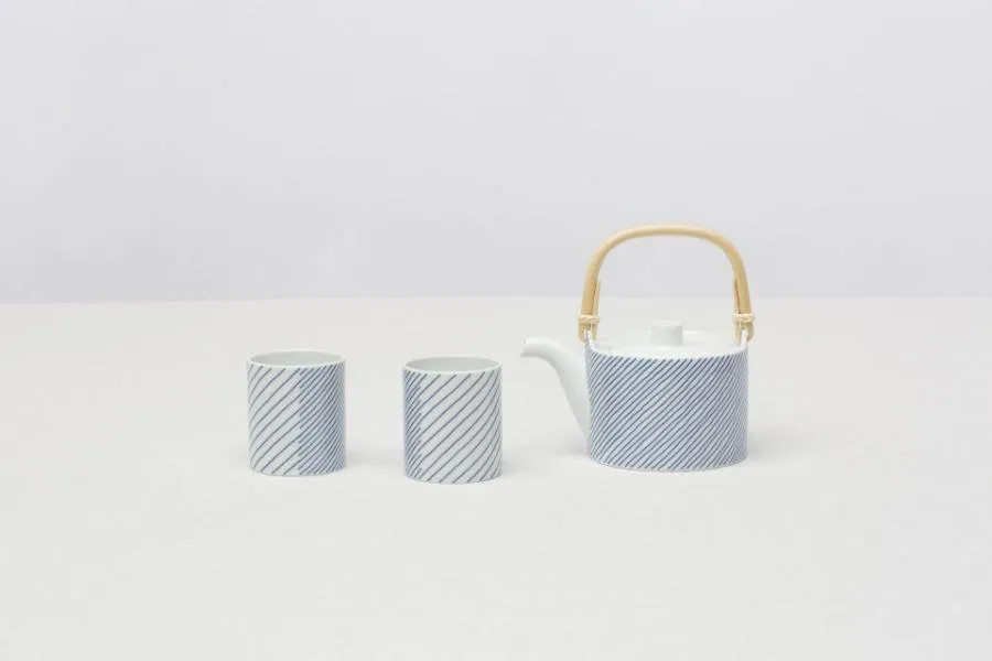 Hakusan Kasanejima Stripes Tea Cup