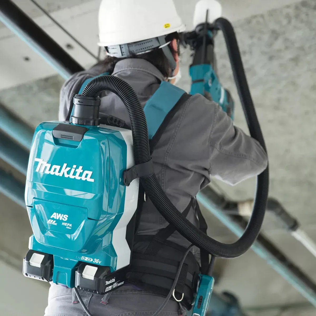 Makita DVC265ZXU 36V LXT Brushless Backpack Vacuum Cleaner With AWS Body Only