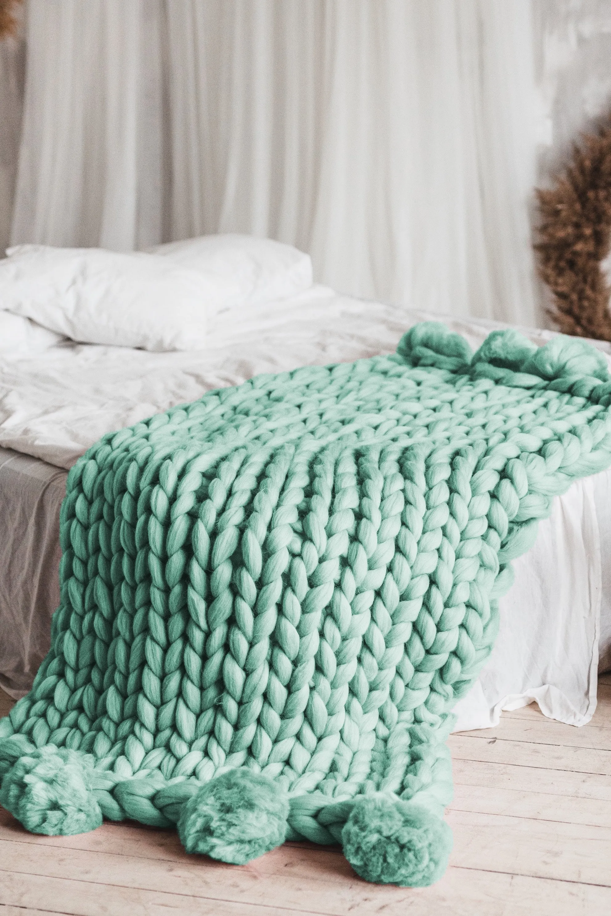 Pom pom blanket, large throw blanket