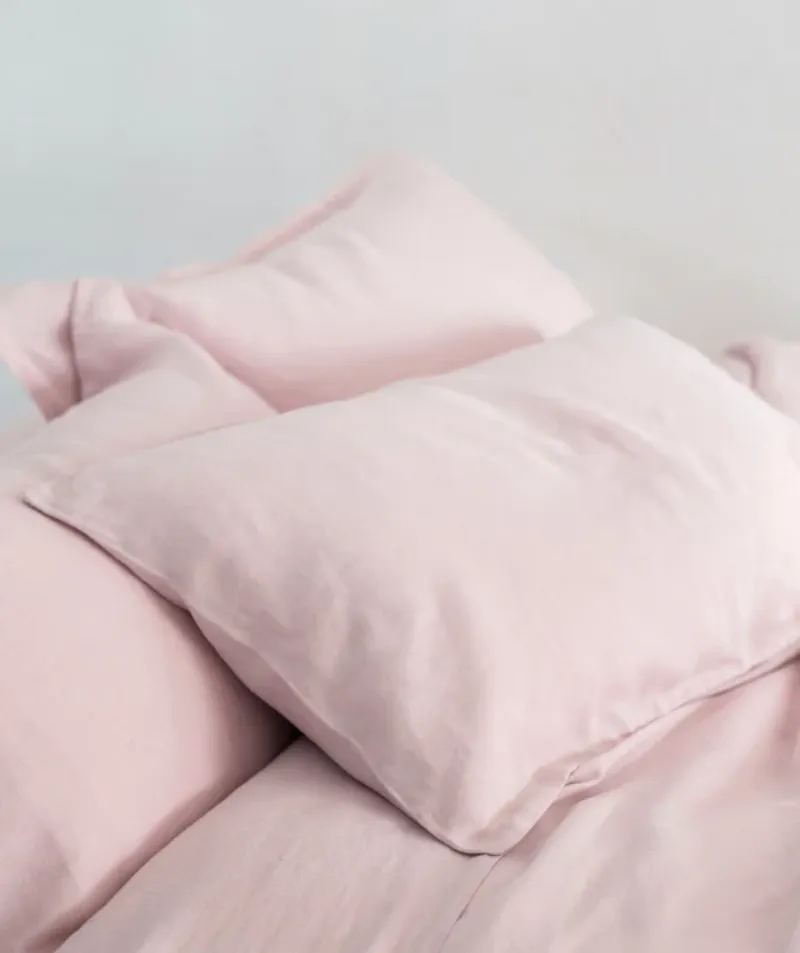 SAMPLE SALE<br>Rose Pillowcase with Border