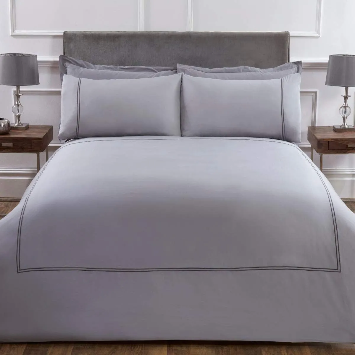 Sleepdown Sateen 300 Thread Hotel Collection Double Stitch Border Duvet Set - Silver/Grey