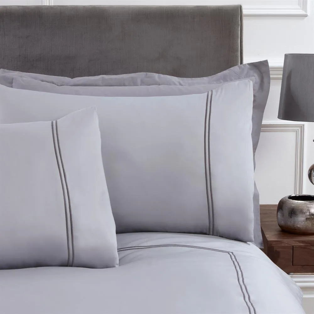 Sleepdown Sateen 300 Thread Hotel Collection Double Stitch Border Duvet Set - Silver/Grey