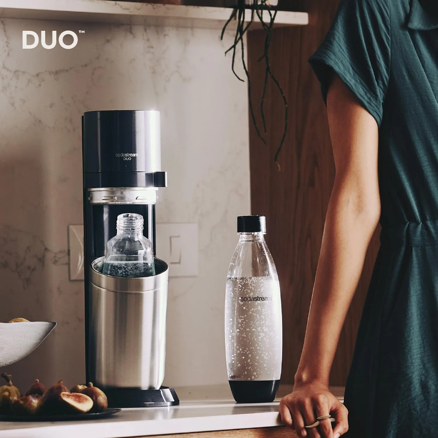 SodaStream - (3-piece set) Duo Starter Kit sparkling water maker incl. glass / plastic bottle (1016802490) - Titanium