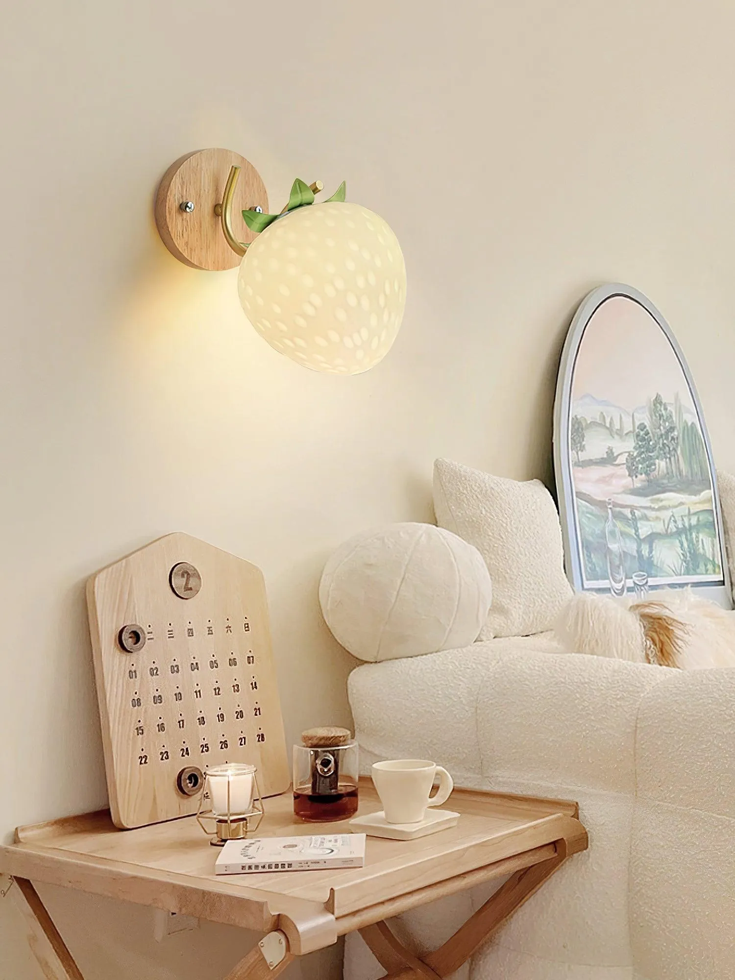 Strawberry Wall Lamp