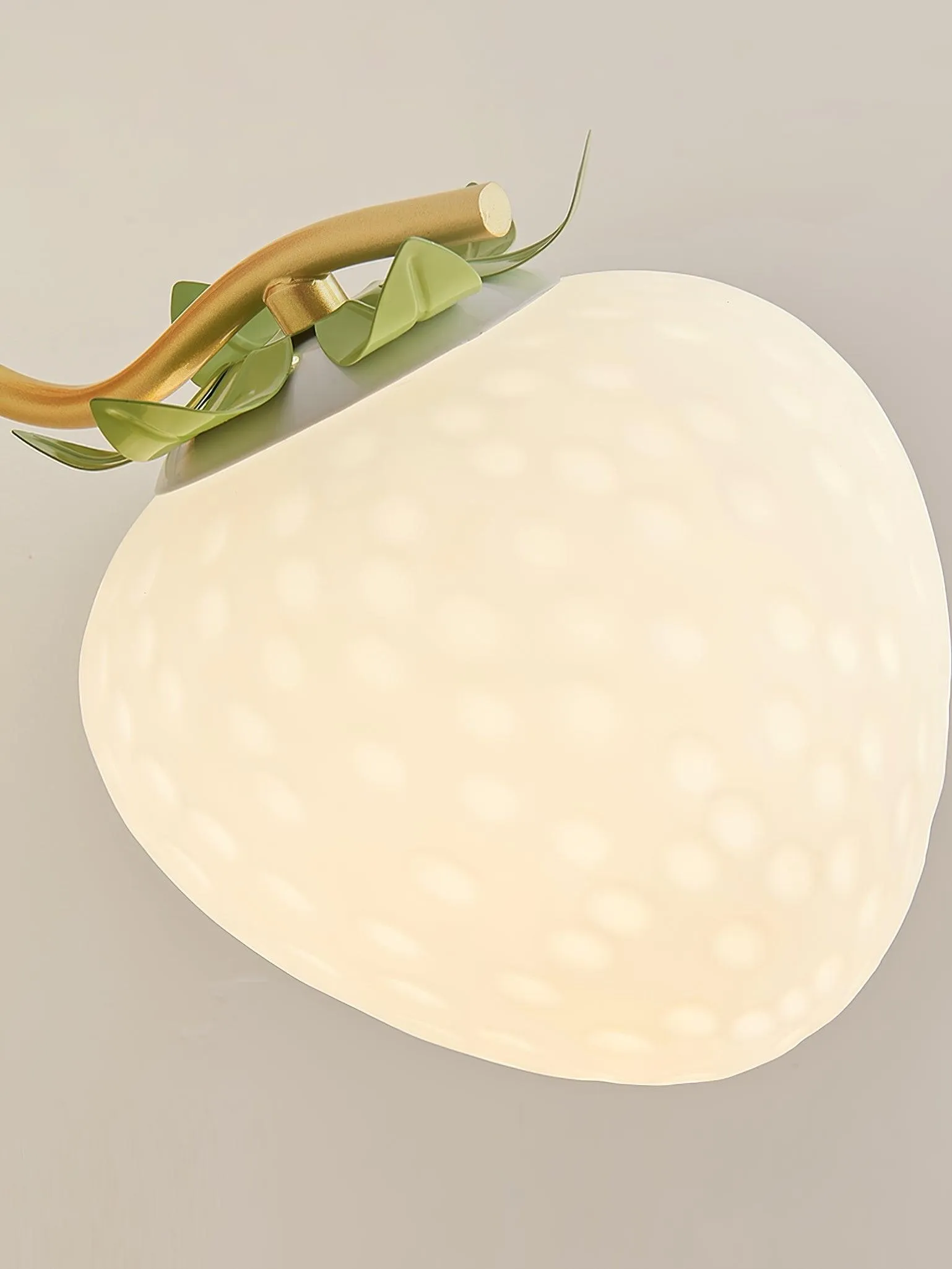 Strawberry Wall Lamp