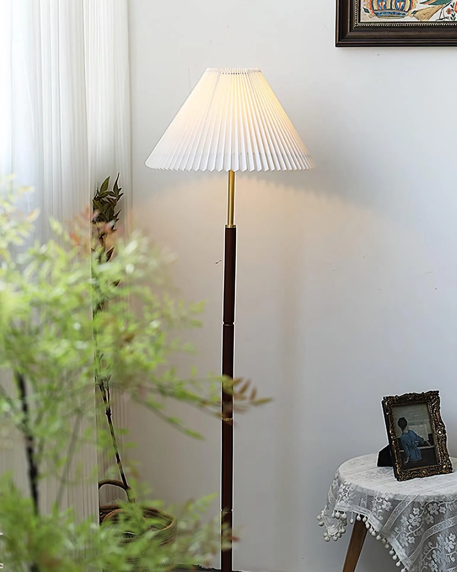 Suki Pleated Floor Lamp