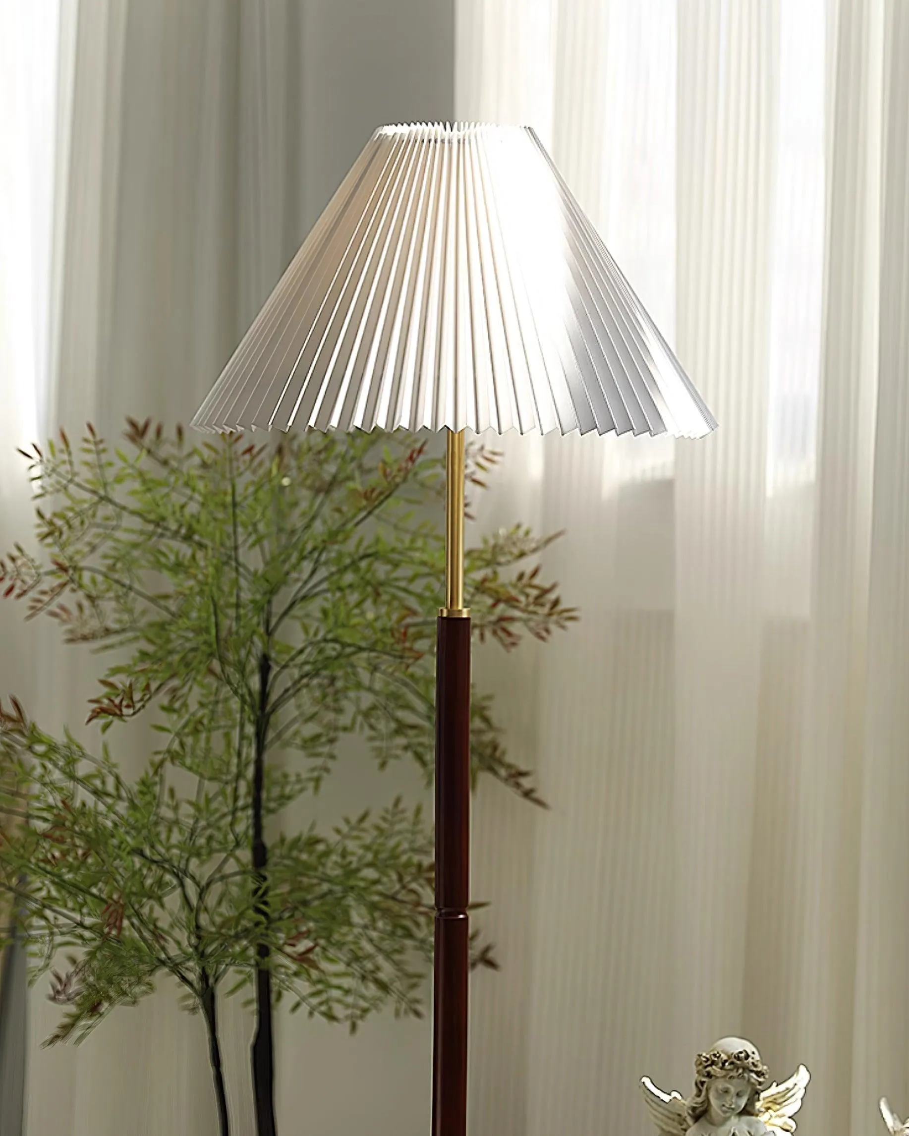 Suki Pleated Floor Lamp