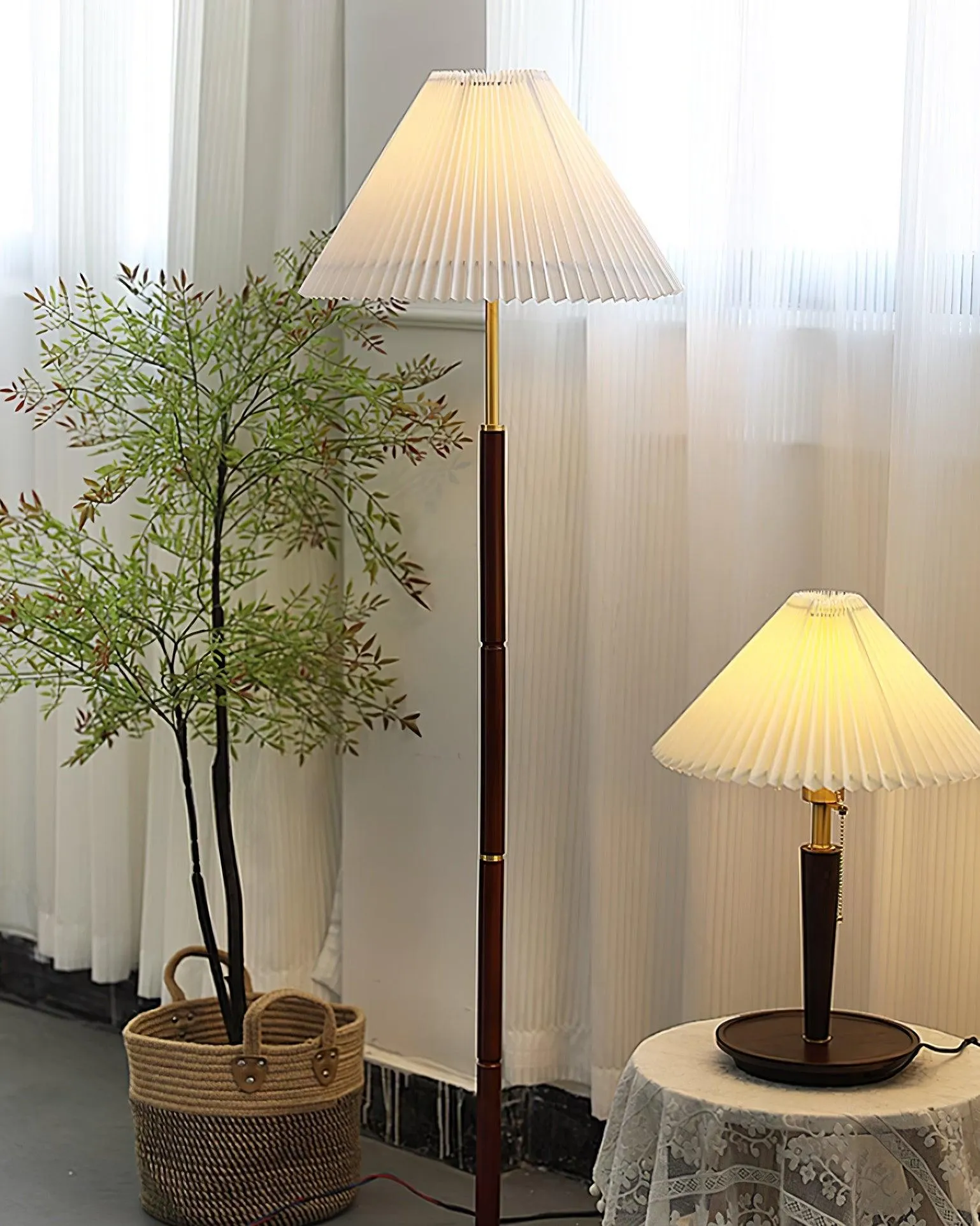 Suki Pleated Floor Lamp