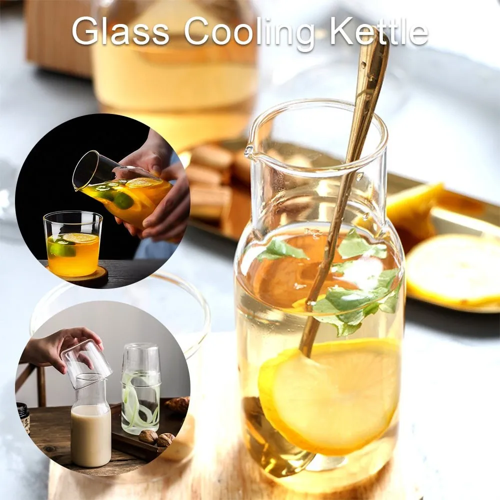 Transparent Water Carafe with Lid