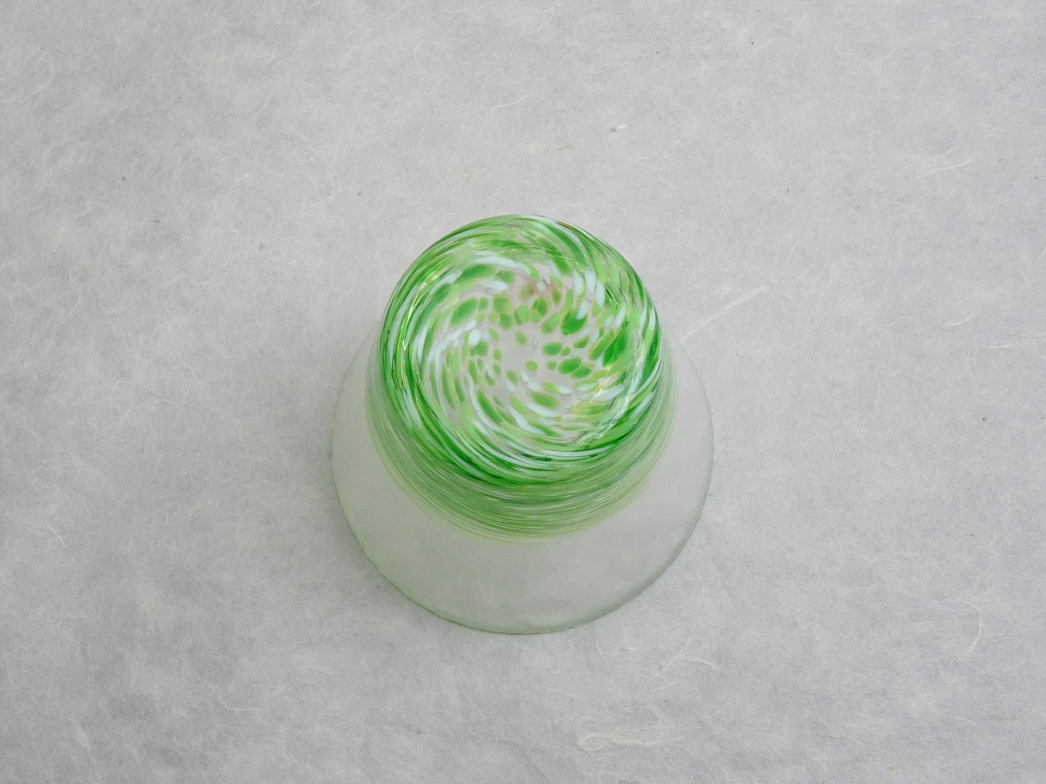 TSUGARU HANDMADE MOUTH-BLOWN VIDRO GLASS CUP MOEGI (GREEN)